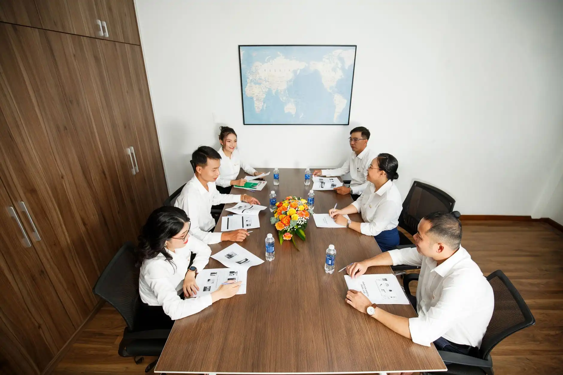 板式家具环保板材标准升级，杭州象壳家居解读定制衣柜选材新趋势